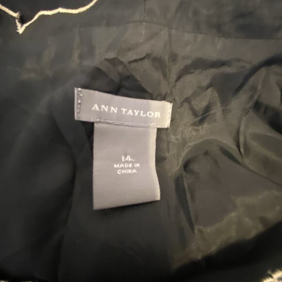 Ann Taylor SheathDress 14 BlackFloral Embroidery Linen Sleeveless Career Classic - Picture 4 of 8